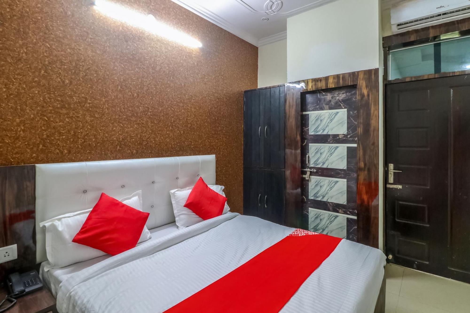 Hotel O Rodstar Chinhat 외부 사진