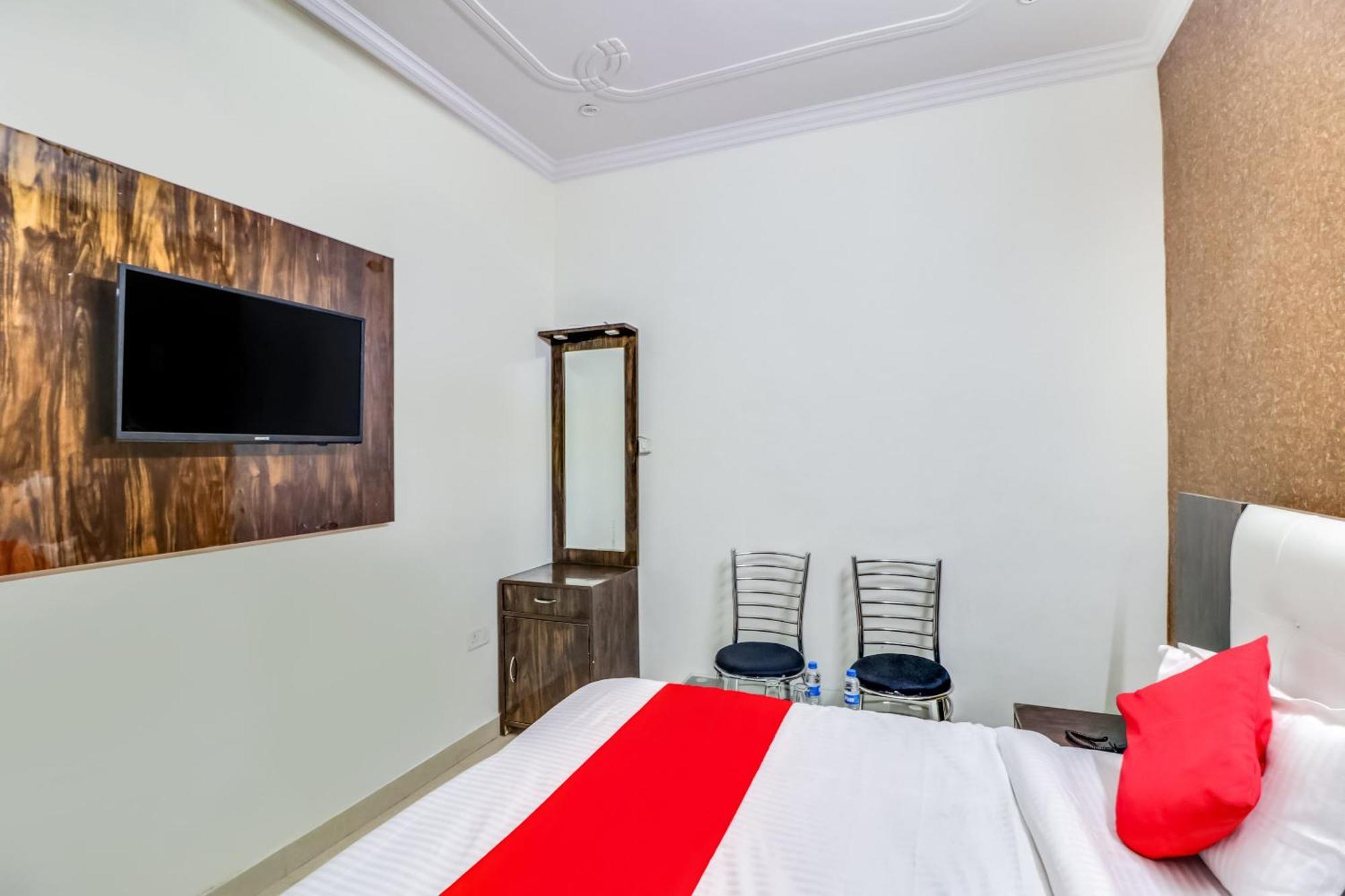 Hotel O Rodstar Chinhat 외부 사진